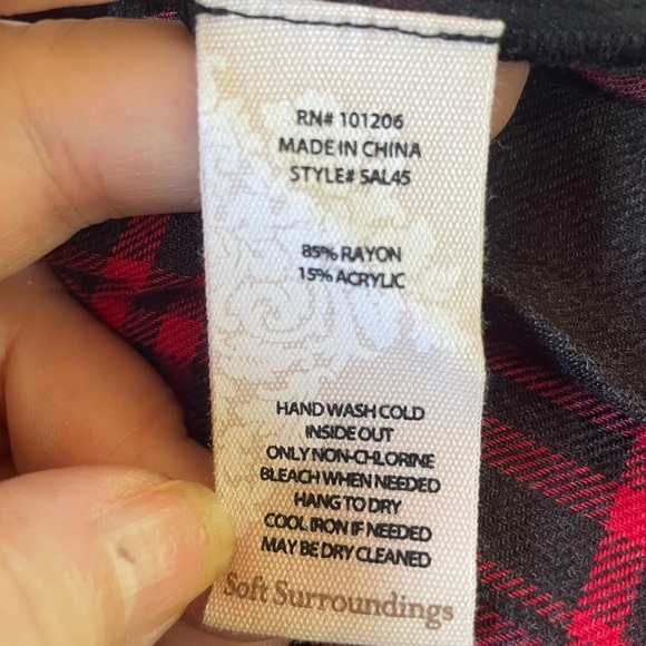Soft Surroundungs Size 1X red/black plaid dress - Picture 10 of 12